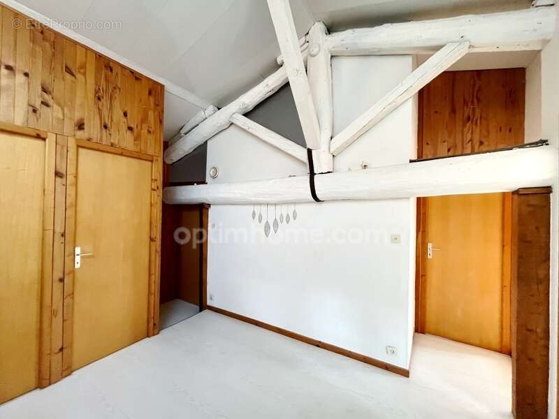 Maison à SAINT-LAURENT-DE-MURE