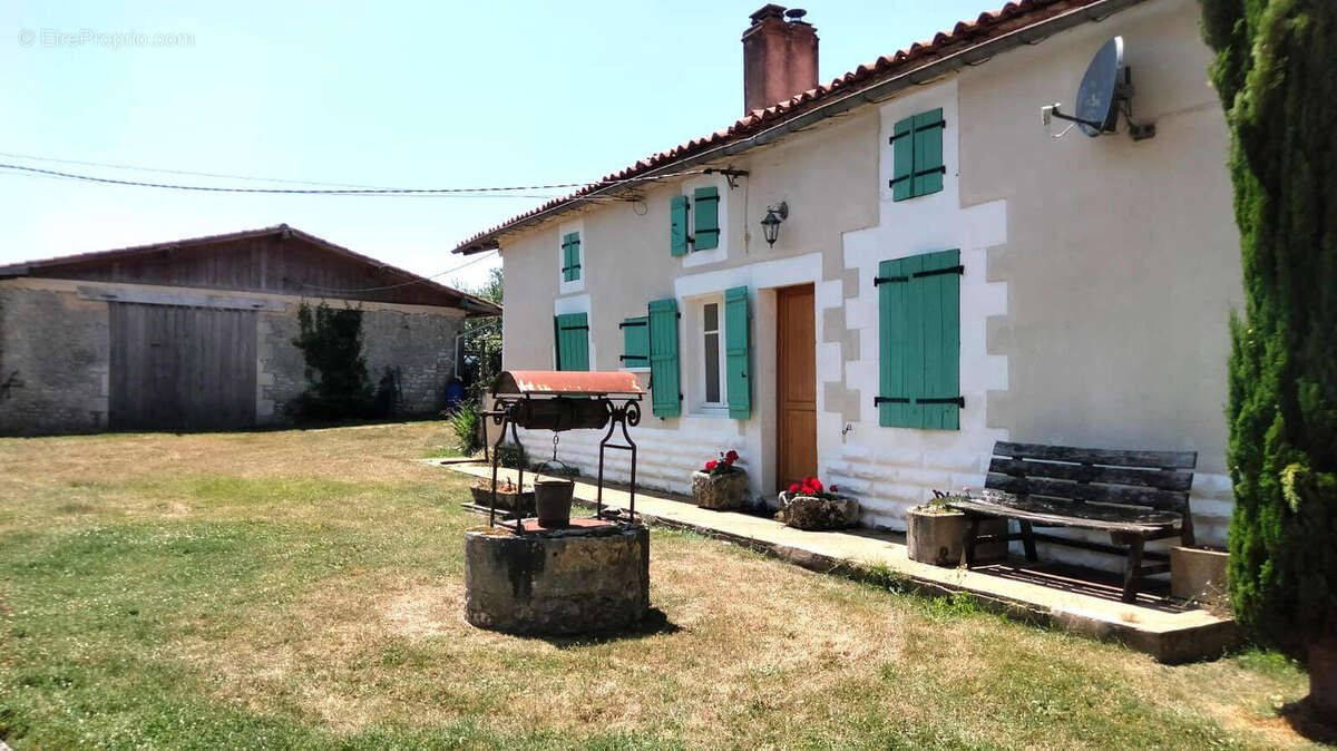 OVERVIEW - Maison à CELLEFROUIN