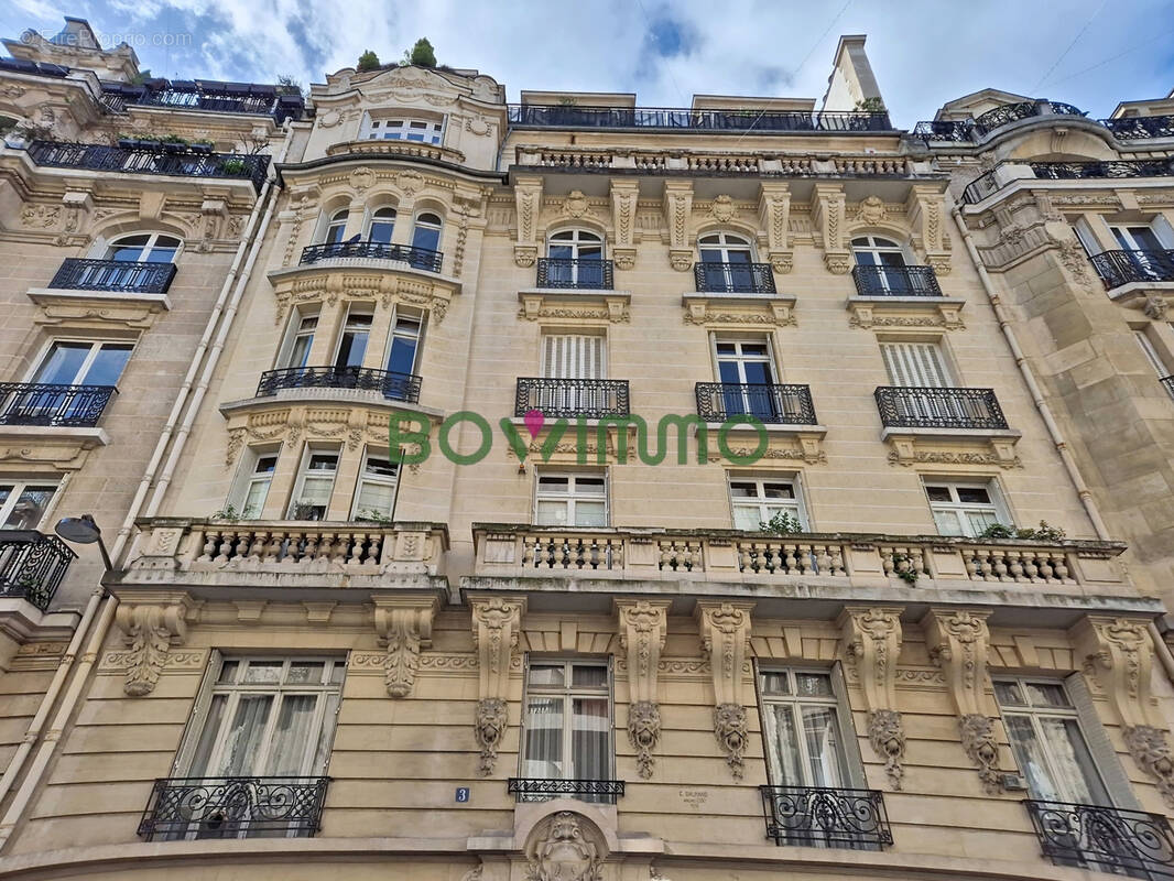 Photo Appartement à Paris-16e au prix de 155 000€