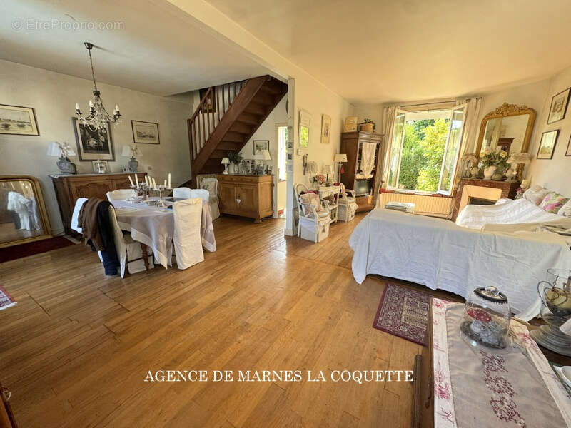 Maison à VAUCRESSON