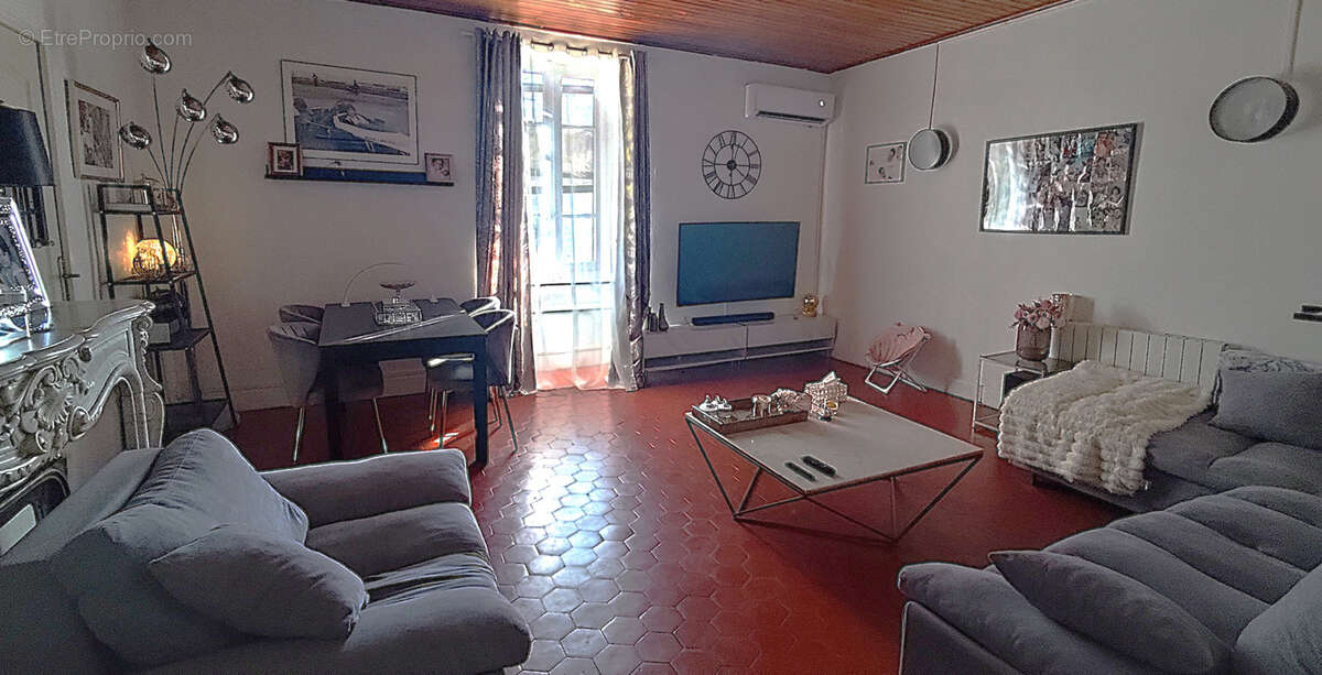 Redessan maison 130m divisee en 2 appartements jardin 564m2 - photo 3