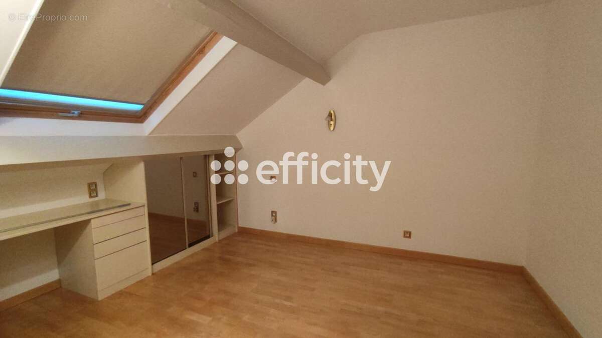 Appartement à BRIVE-LA-GAILLARDE