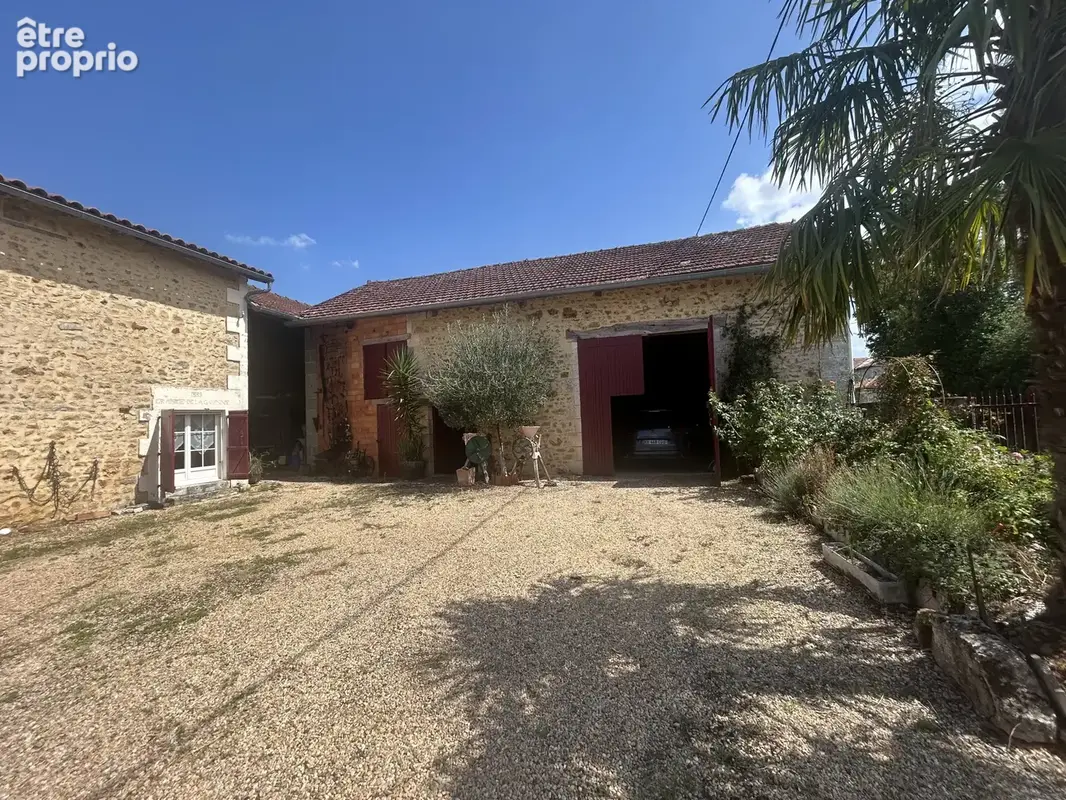 Maison de hameau en pierre avec grange - photo 7
