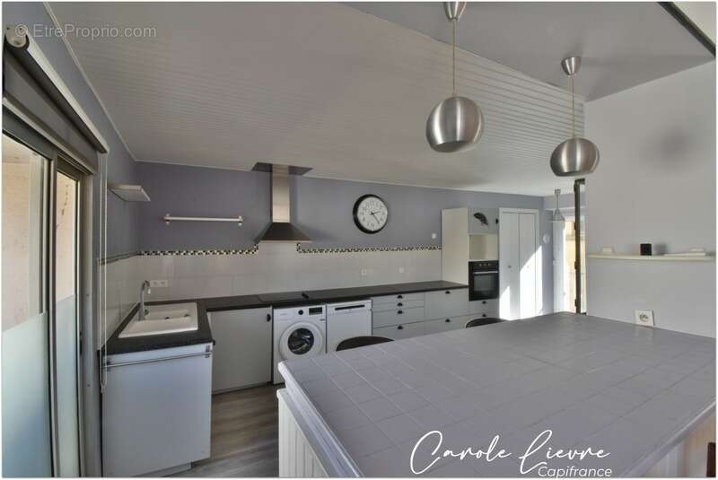 Appartement à LEZIGNAN-LA-CEBE