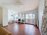 Appartement à FRESNES