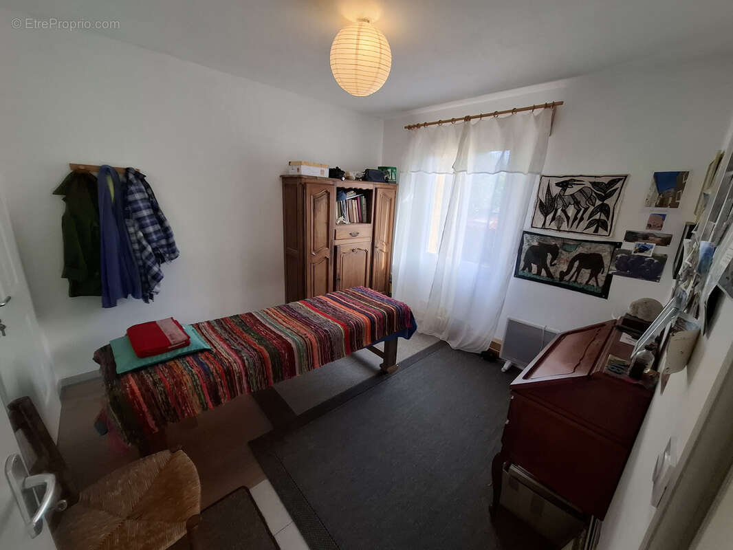 Maison à FONTVIEILLE