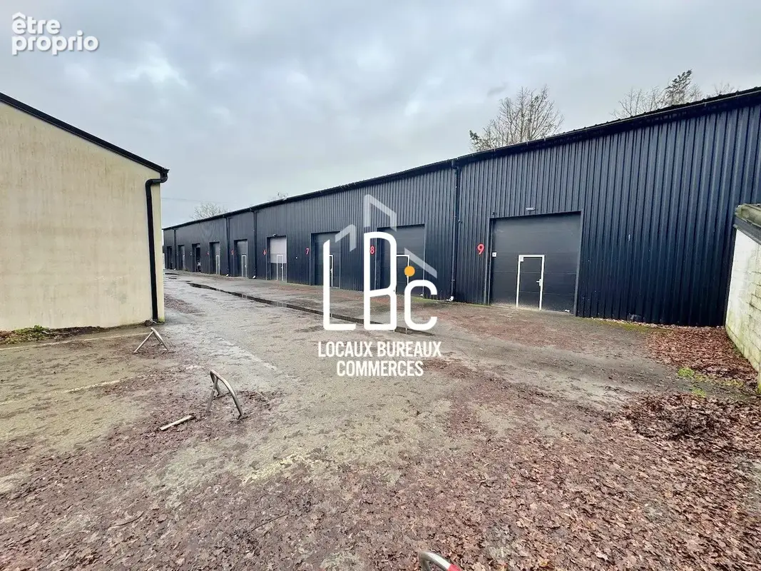 Commerce 290 m² à vendre à Suce-Sur-Erdre (44240) - photo 2