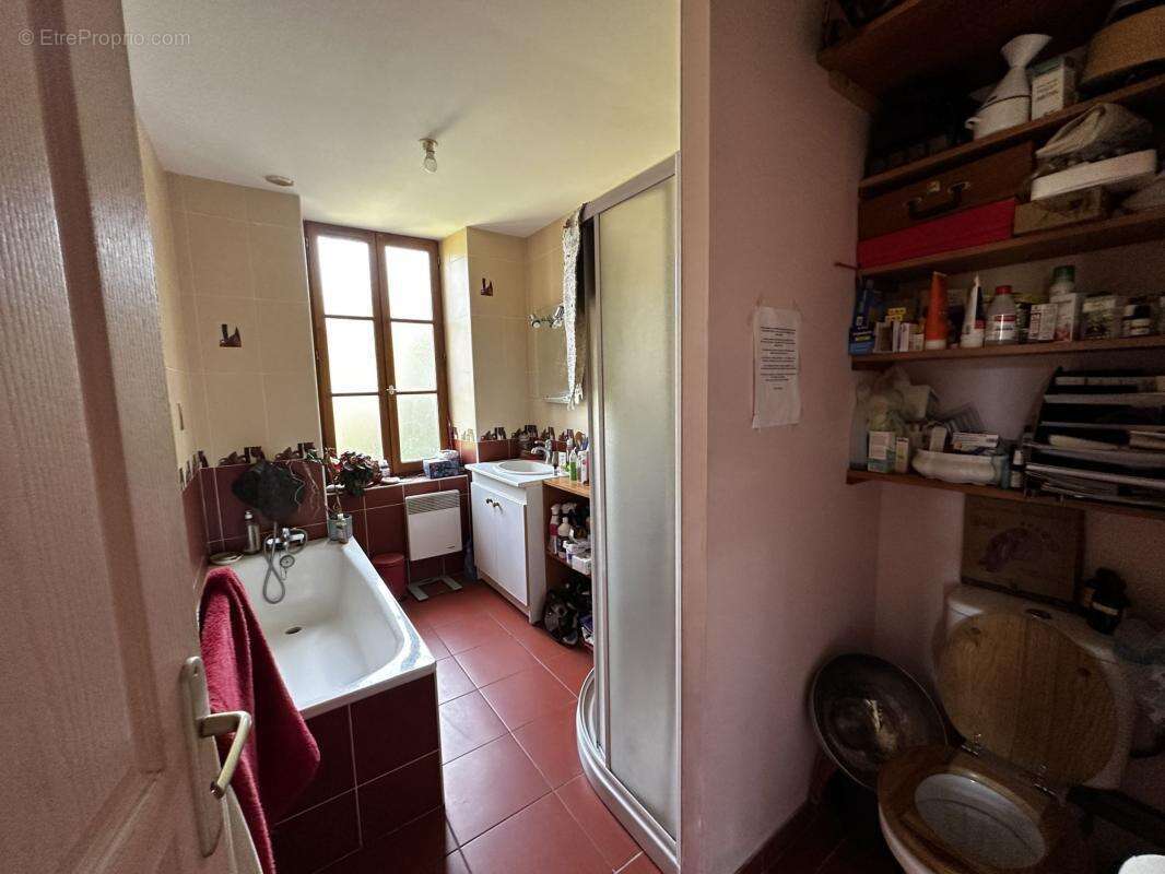 Maison à VICQ-SUR-BREUILH