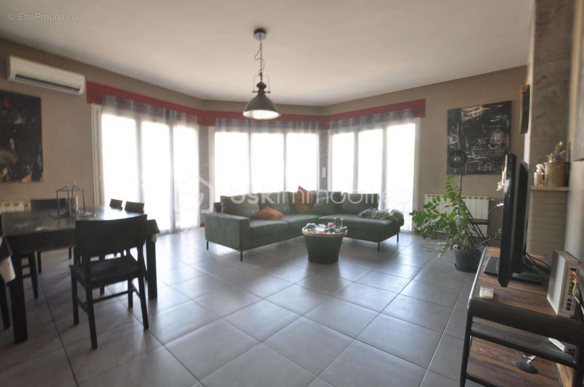Appartement à NIMES