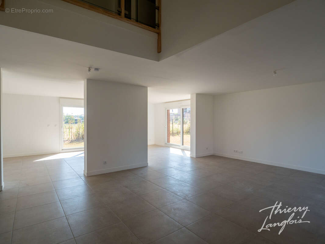 Maison neuve 170 m2 sur une parcelle de 535m2 proche lycées - photo 8