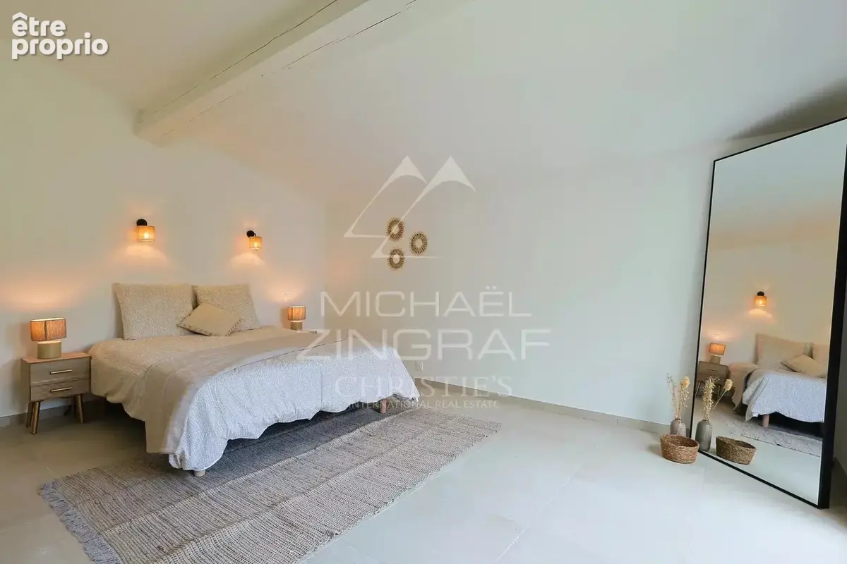 Villa en pierre rénovée en 2024 - Village du Plan de la Tour - photo 9