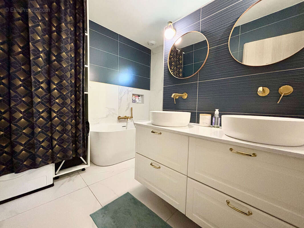 Appartement à PLAN-DE-CUQUES