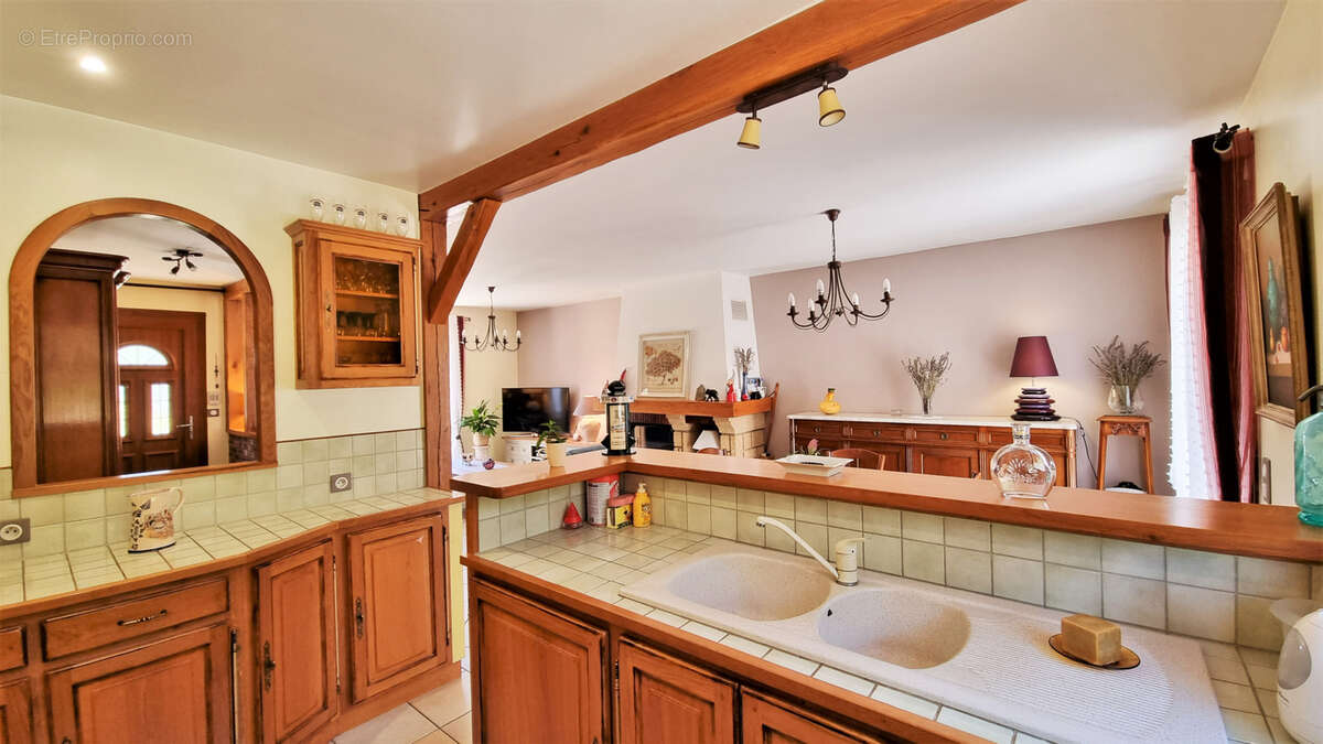 Maison à ABBEVILLE-LA-RIVIERE