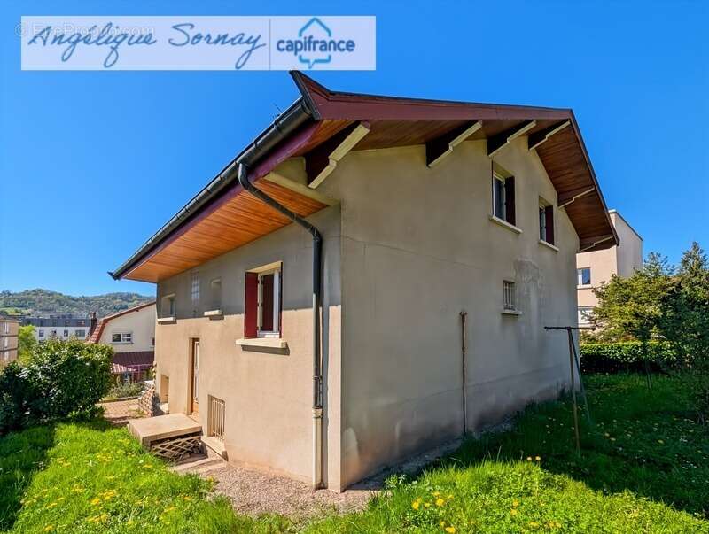 Maison à LONS-LE-SAUNIER