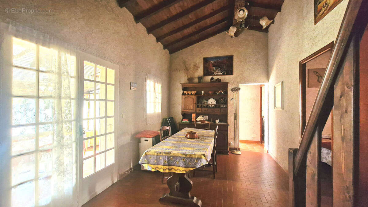 Maison Frejus 5 pièce(s) 66 m2 - photo 3