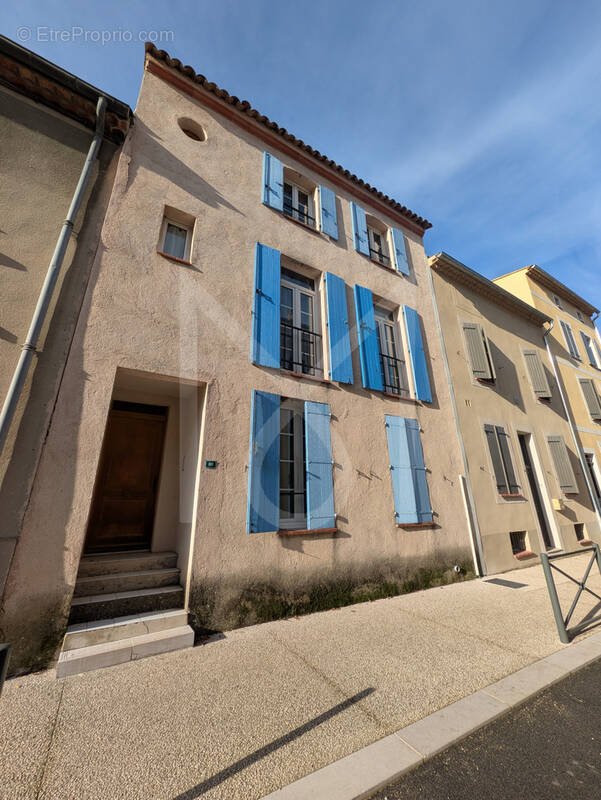 Appartement à MEYRARGUES