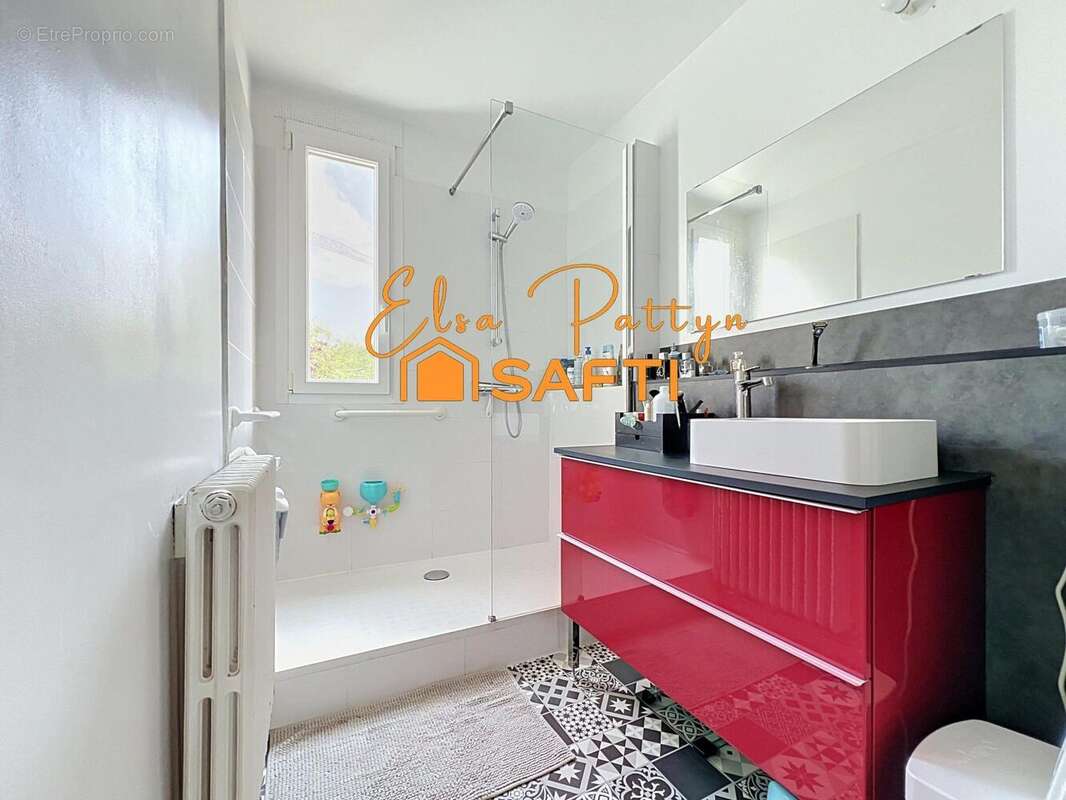Appartement 70 m² à Caen  - photo 6