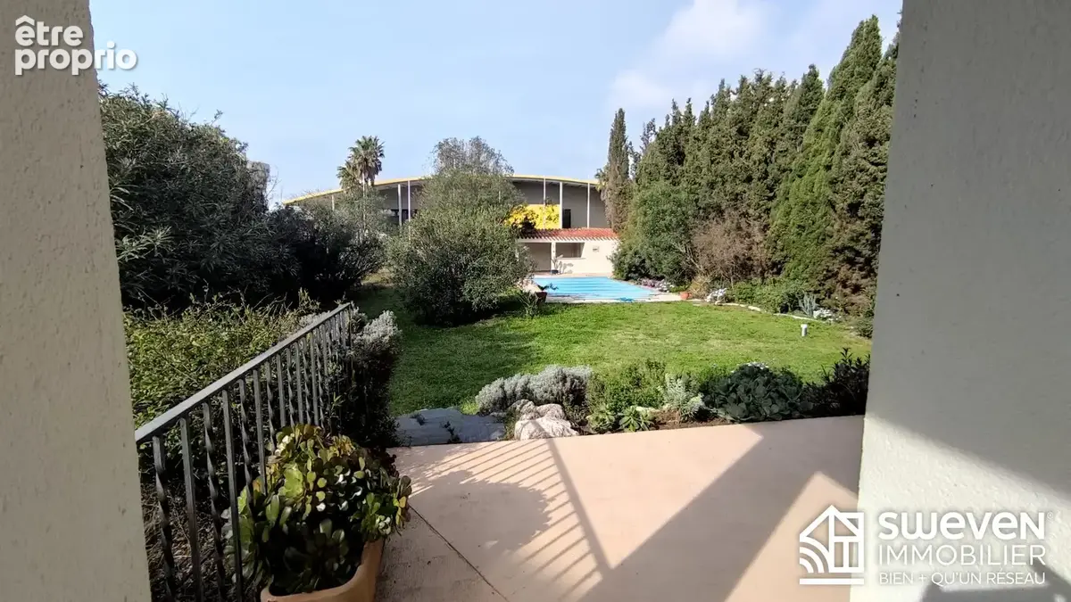 Maison 7 pièces 220 m² à vendre à Bompas (66430) - photo 2