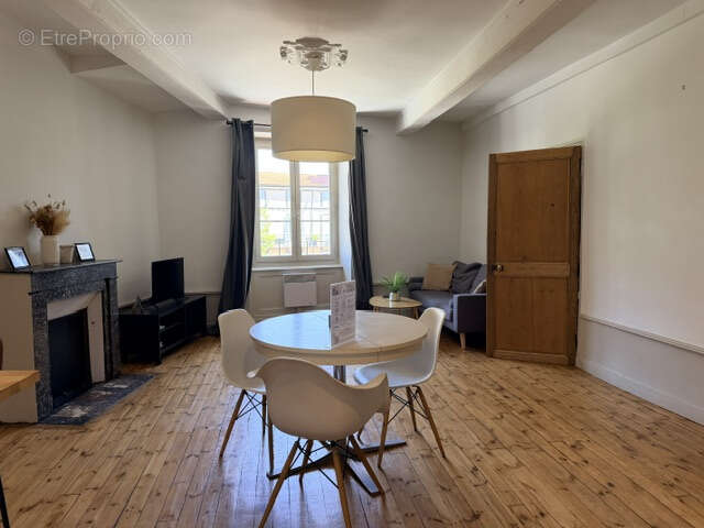 Clermont Ferrand ballainvilliers, T2 bis de 56.23,m2 , loué en airbnb, rapport de 10% actuel, vendu vide de lo - photo 5