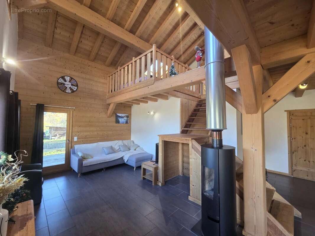 Appartement à LES AVANCHERS-VALMOREL