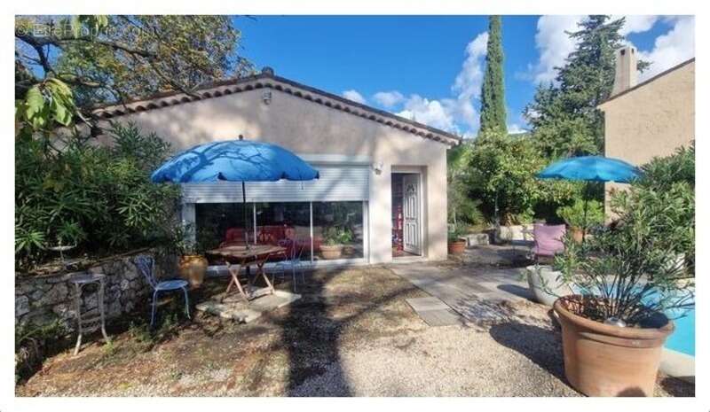 Maison à PEYMEINADE