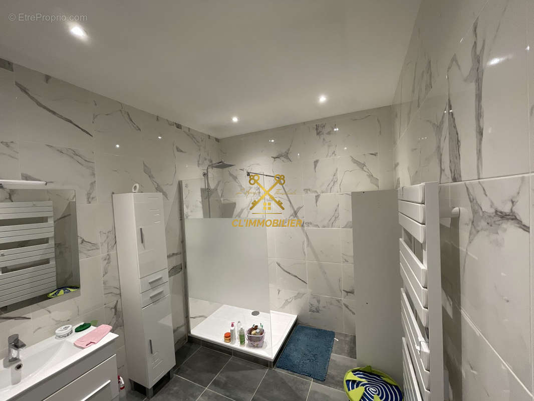 Maison à SAINT-ETIENNE