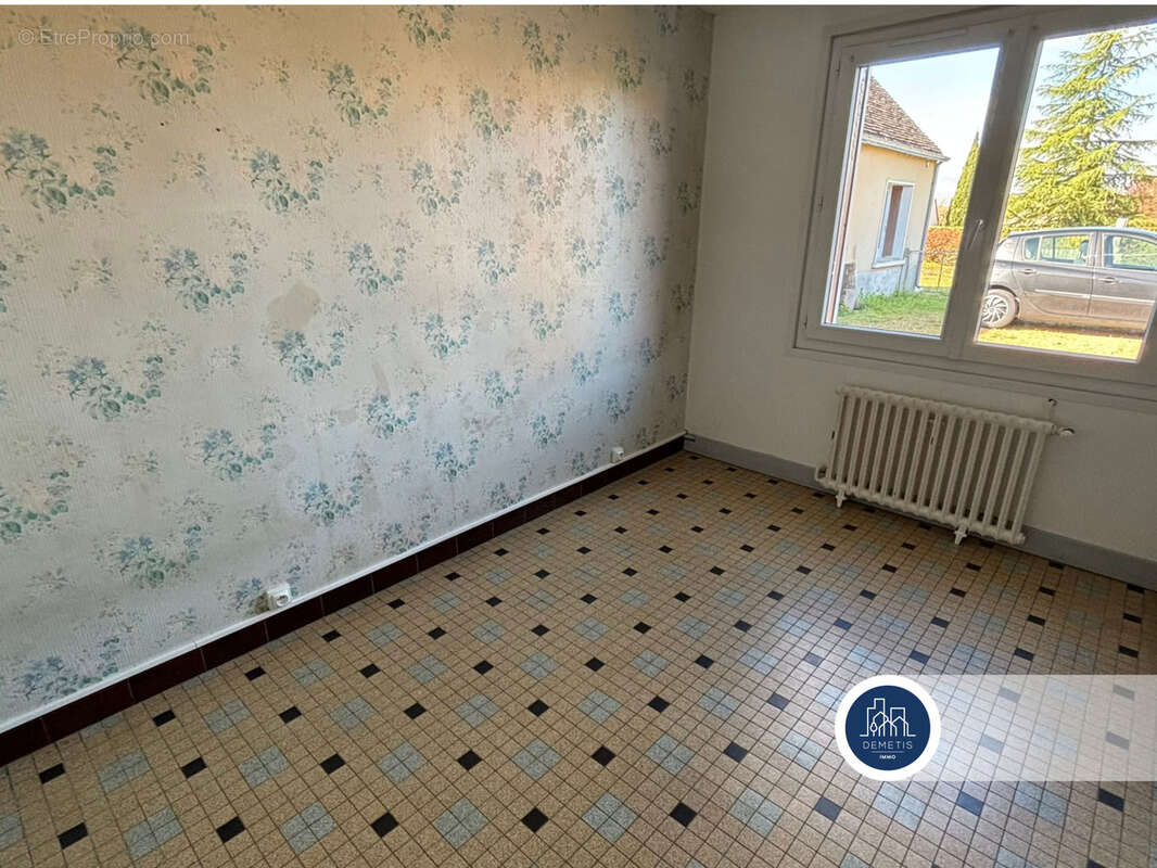 Maison à ROEZE-SUR-SARTHE