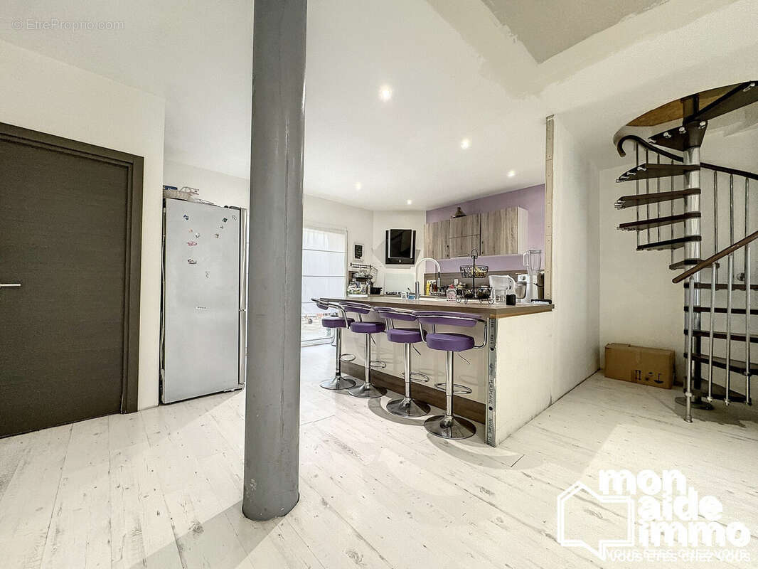 Maison à SAINT-LOUBES