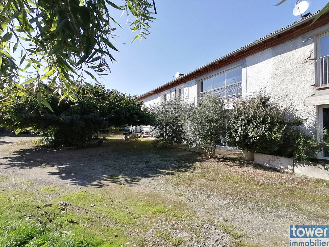 Maison à MONTECH
