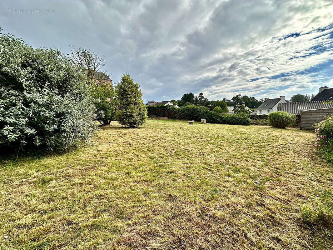 Maison à PLOUZEVEDE