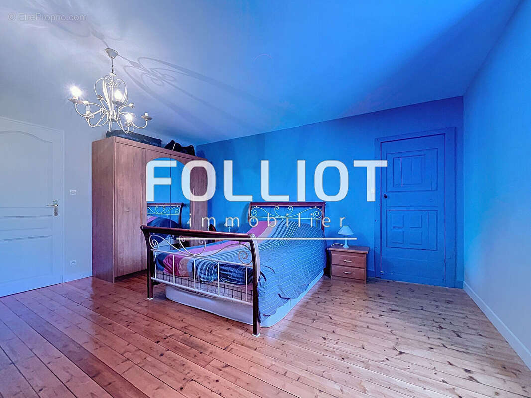 Maison à BRICQUEVILLE-SUR-MER