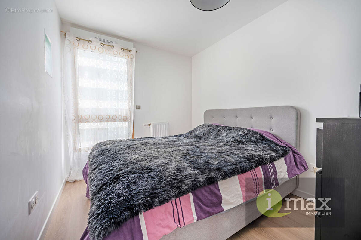 Appartement à COLOMBES