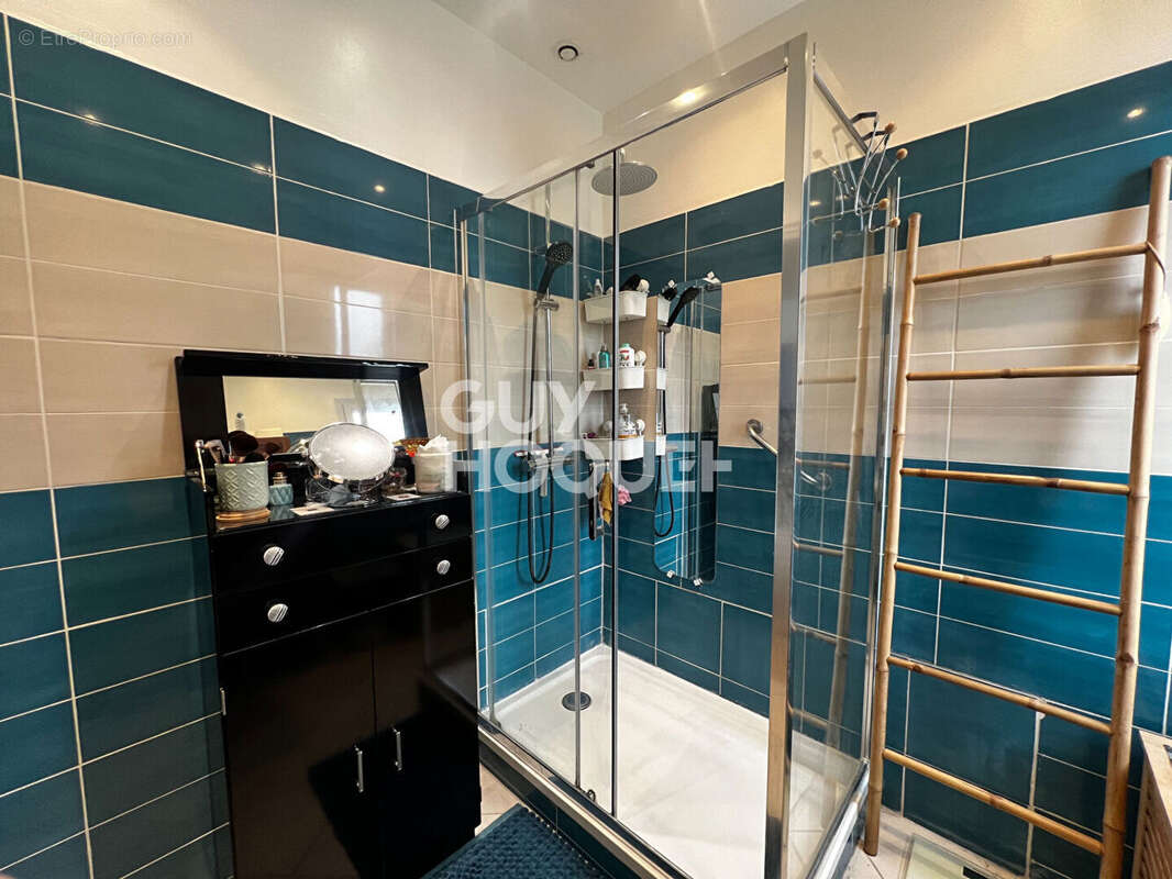 Maison à CHAMPS-SUR-MARNE