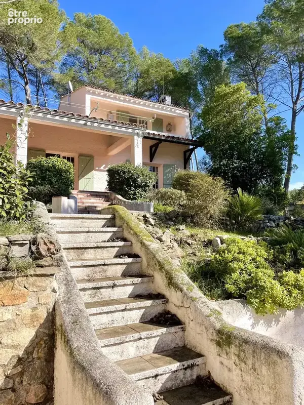 Charmante villa avec beau terrain. - photo 28