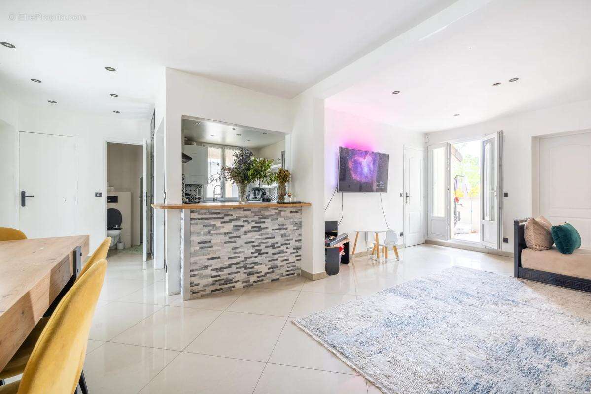Appartement à VILLENEUVE-SAINT-GEORGES