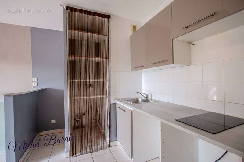 Appartement à TASSIN-LA-DEMI-LUNE