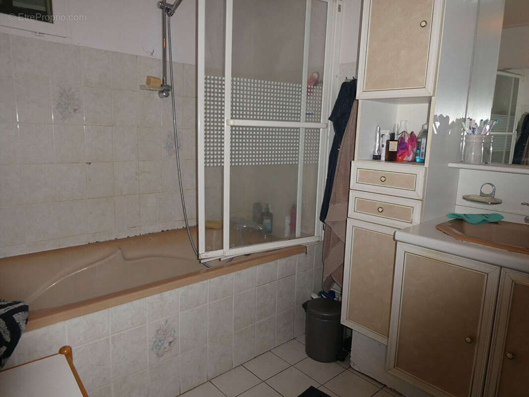 Maison à CORMEILLES