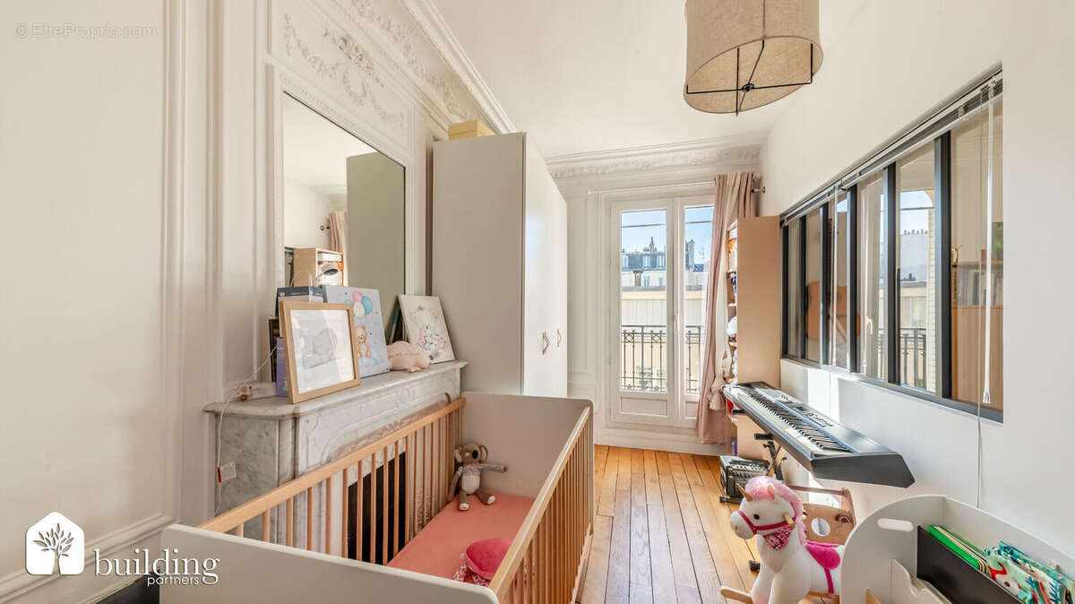 Appartement à LEVALLOIS-PERRET