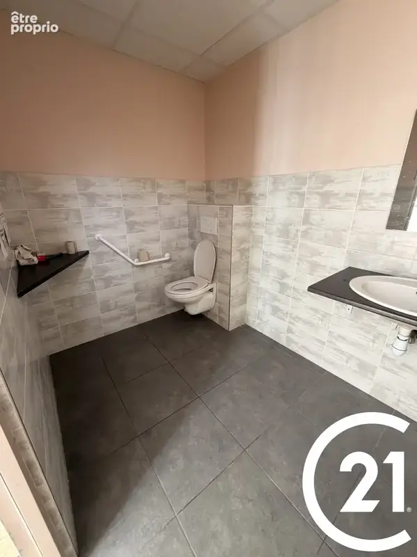 Commerce 459 m² à vendre à Valence (26000) - photo 5