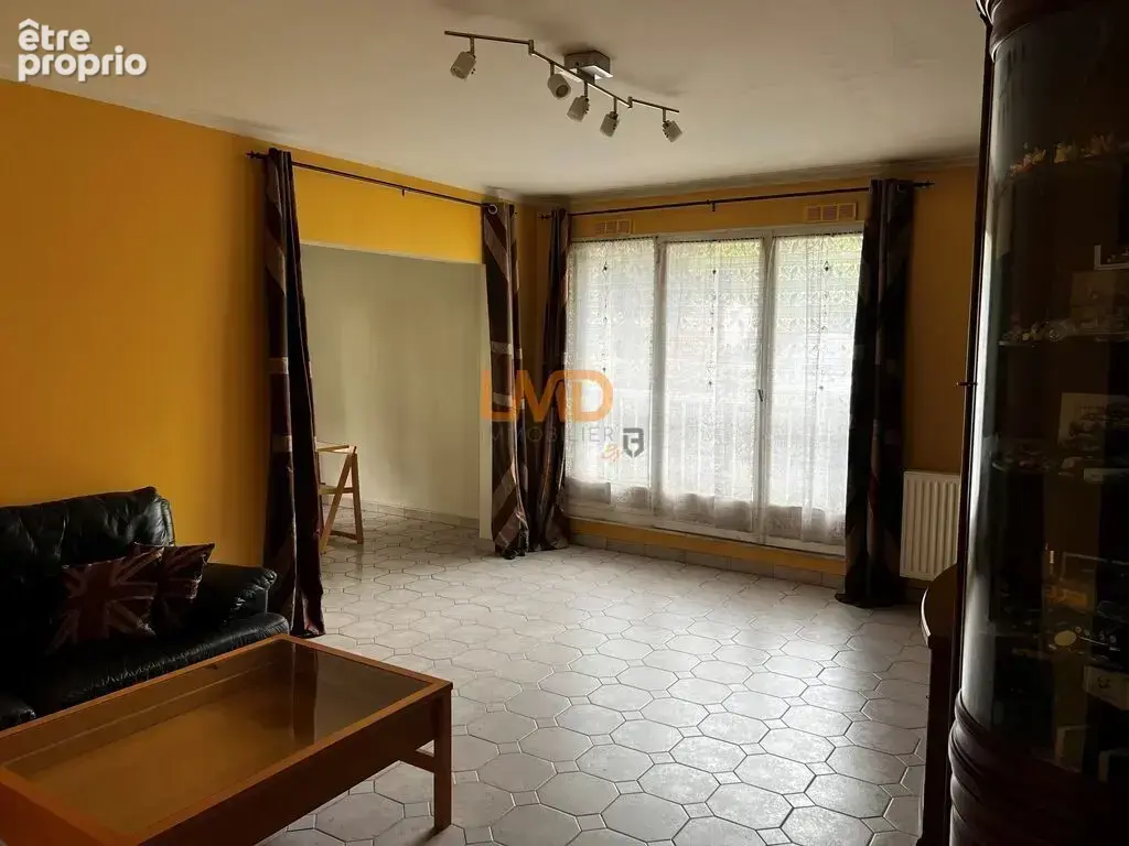 Appartement à Magny-les-Hameaux 78114 - photo 2