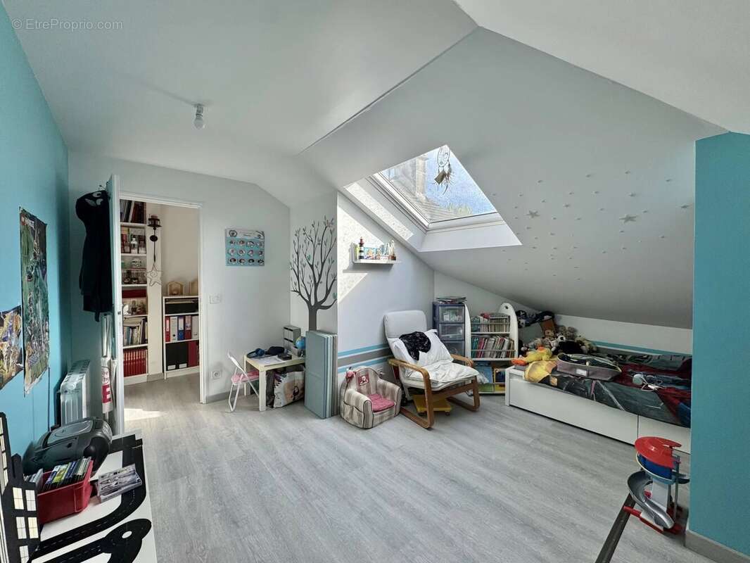 Appartement à VERRIERES-LE-BUISSON