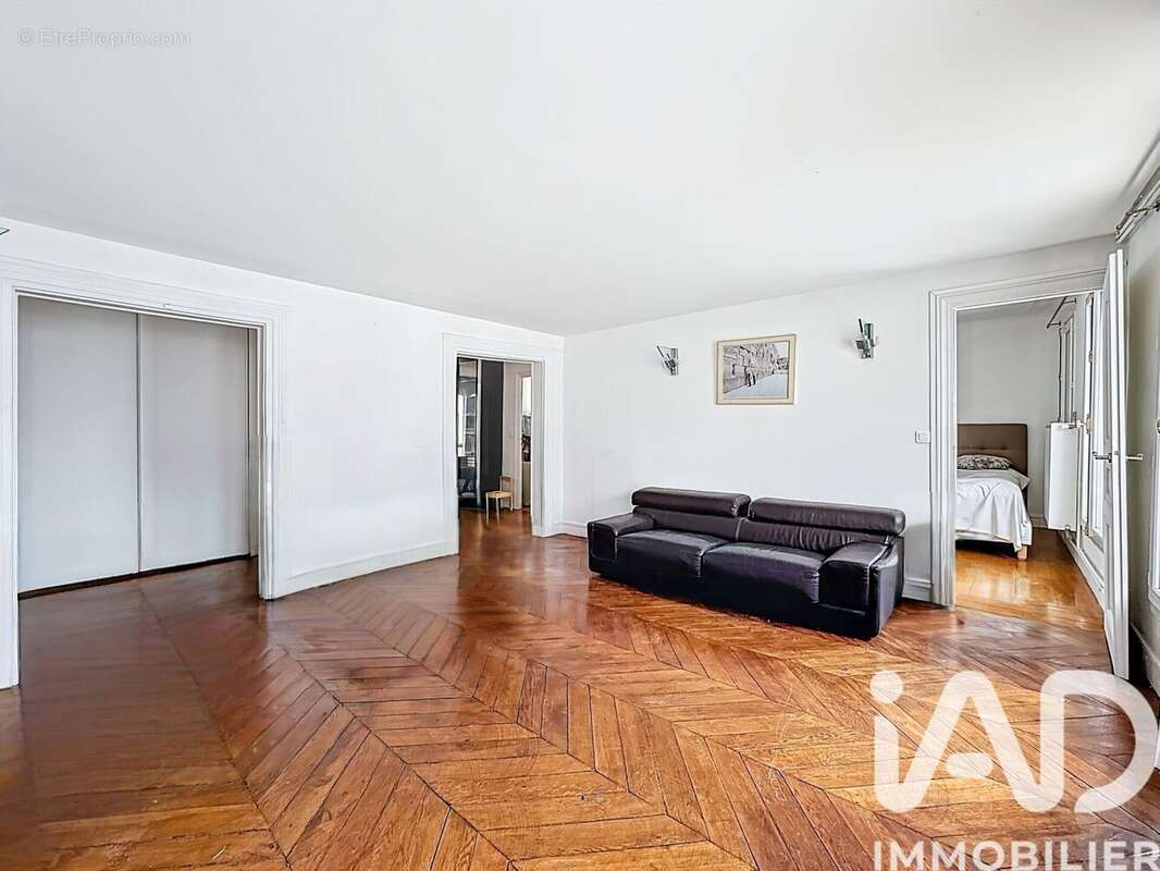 Photo 4 - Appartement à PARIS-9E