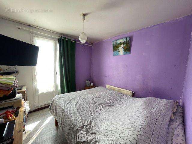 Maison à PONTOISE-LES-NOYON