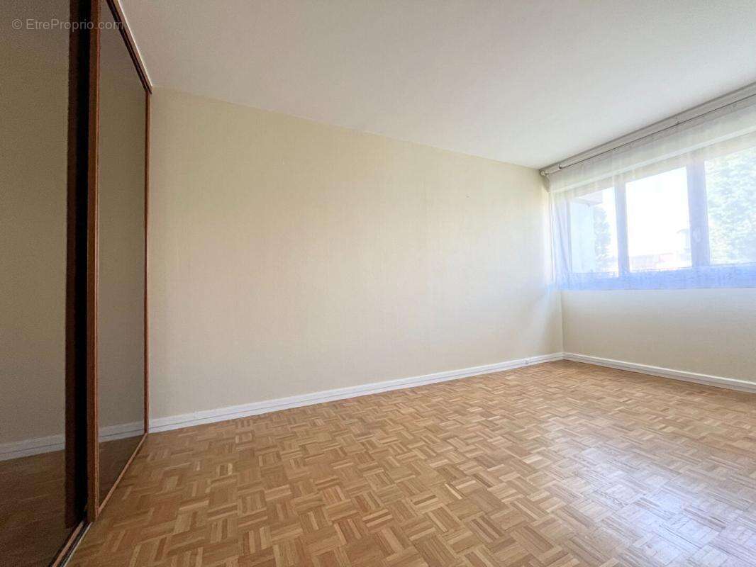 Appartement à LE CHESNAY