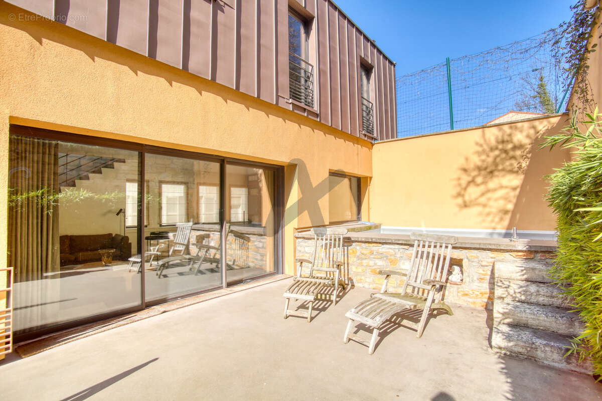 Maison à LYON-4E
