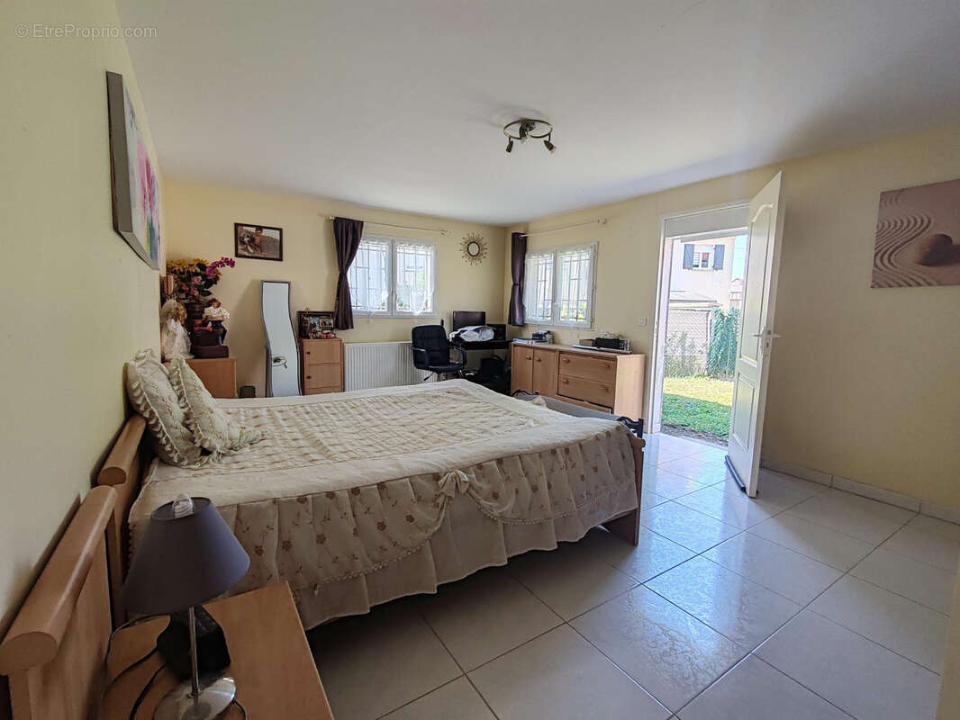 Maison à VILLERS-COTTERETS