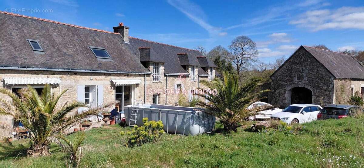 Maison à CLEGUER