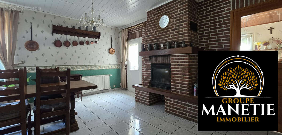 Maison à LECLUSE