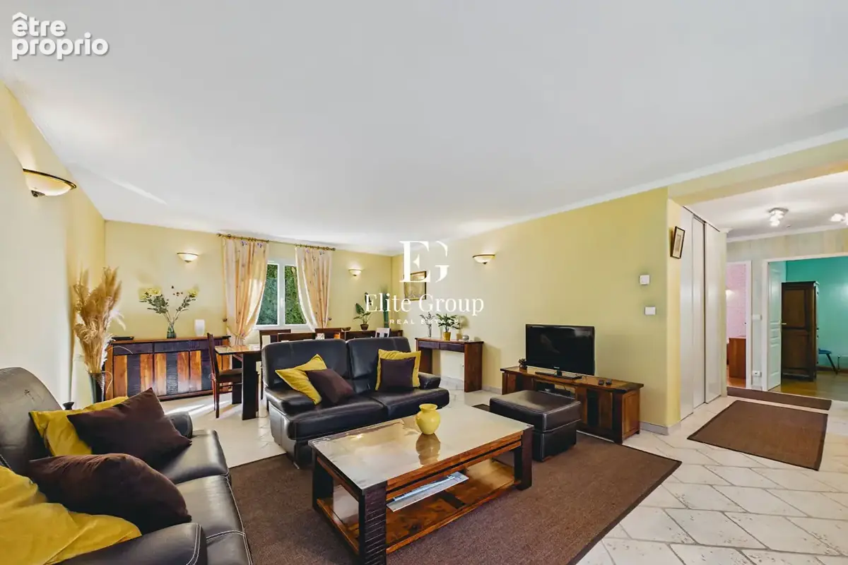 Maison de plain-pied sur parc arboré de près de 5000 m² proche d'angouleme - photo 8