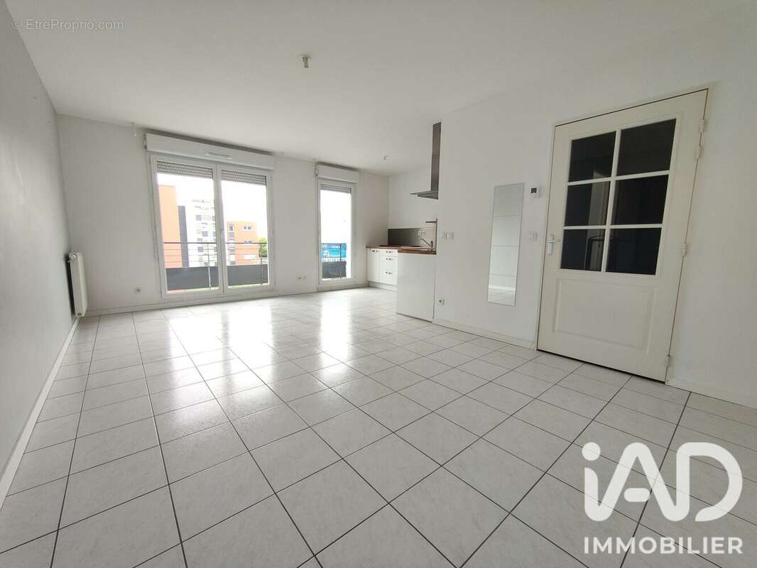 Photo 3 - Appartement à SAINT-PRIEST